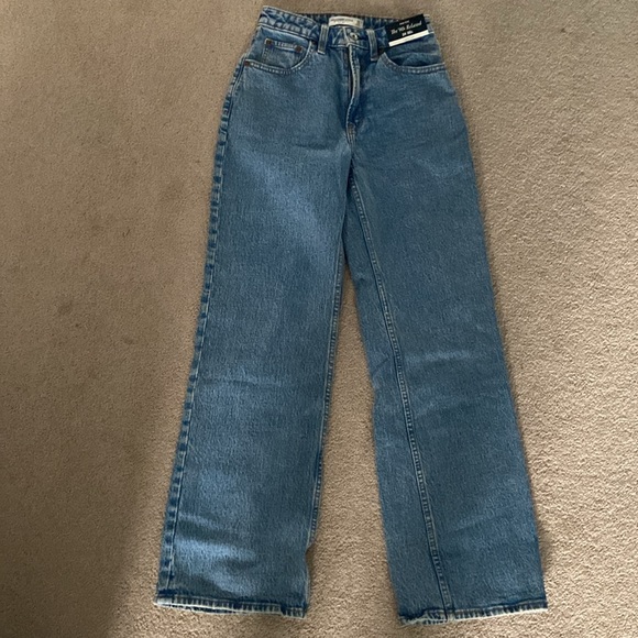 Abercrombie jean size 24 - Picture 3 of 3